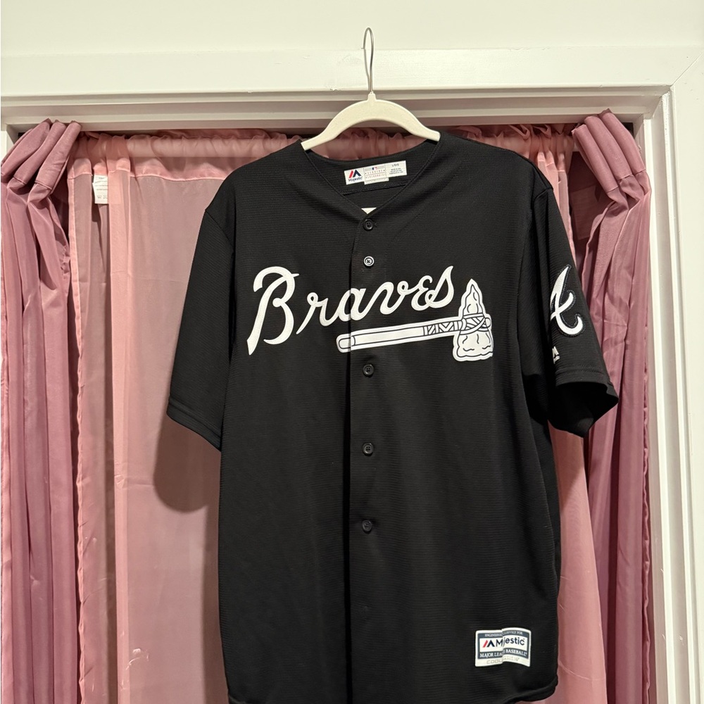 Black Braves Jersey in Men’s Large